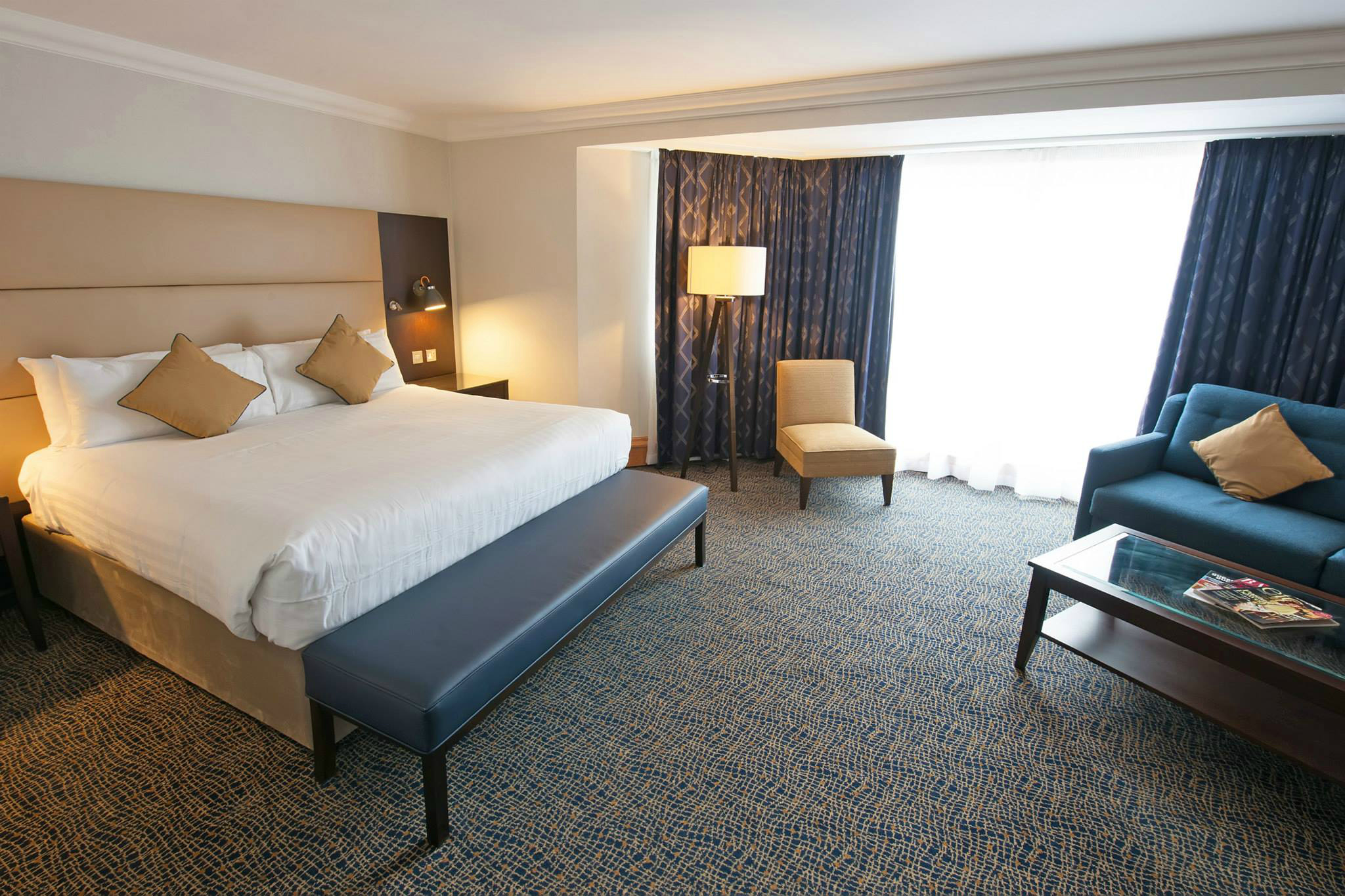 Grand Harbour Hotel