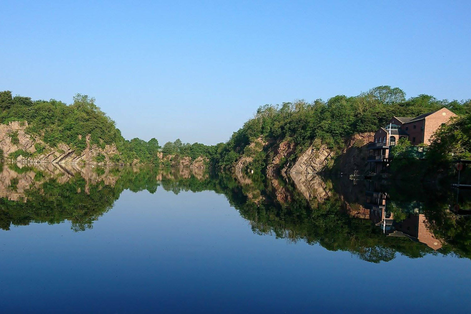 Stoney Cove