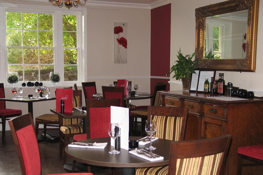 Clarence Court Hotel - Cheltenham