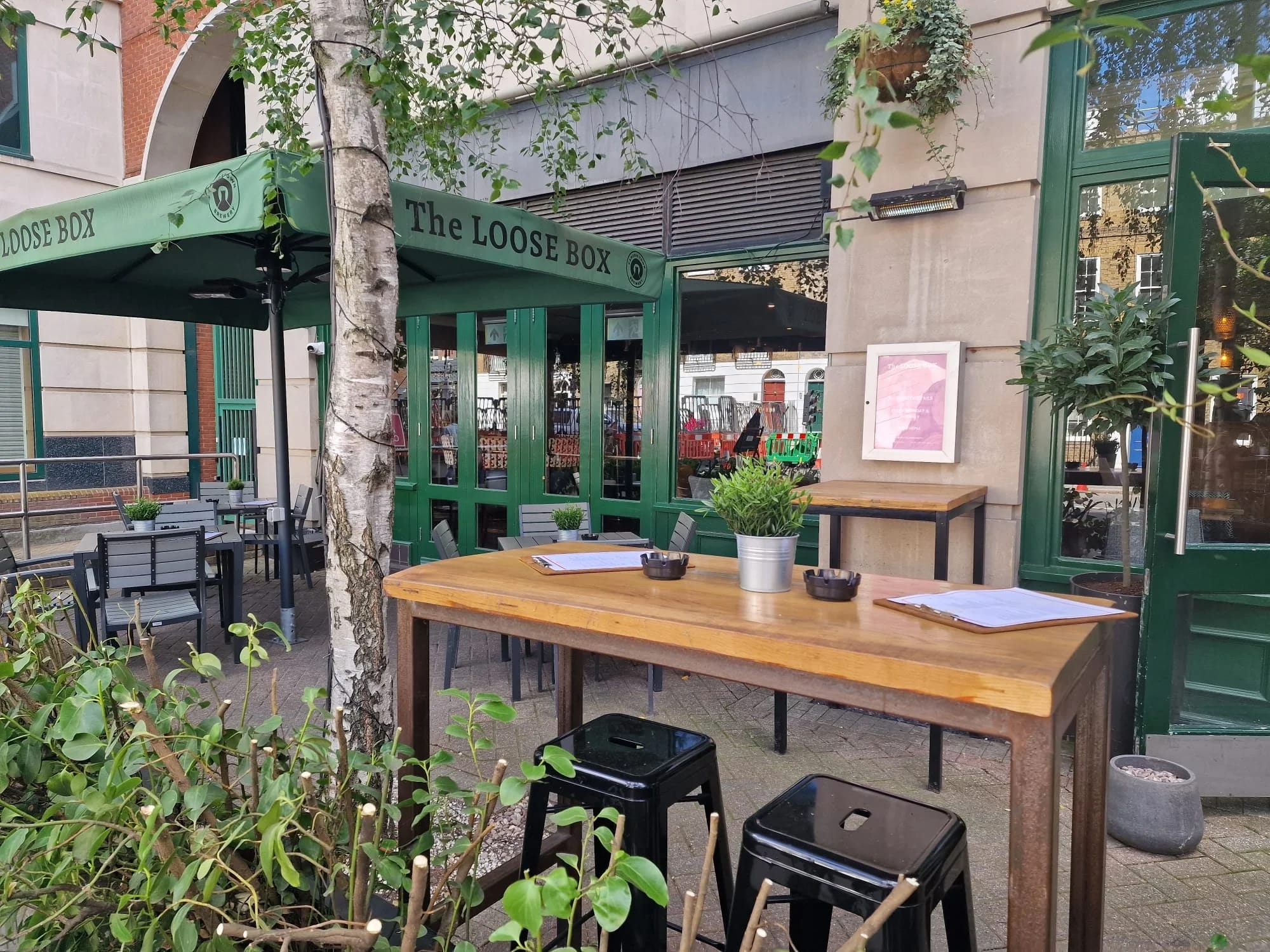 The Loose Box, Westminster