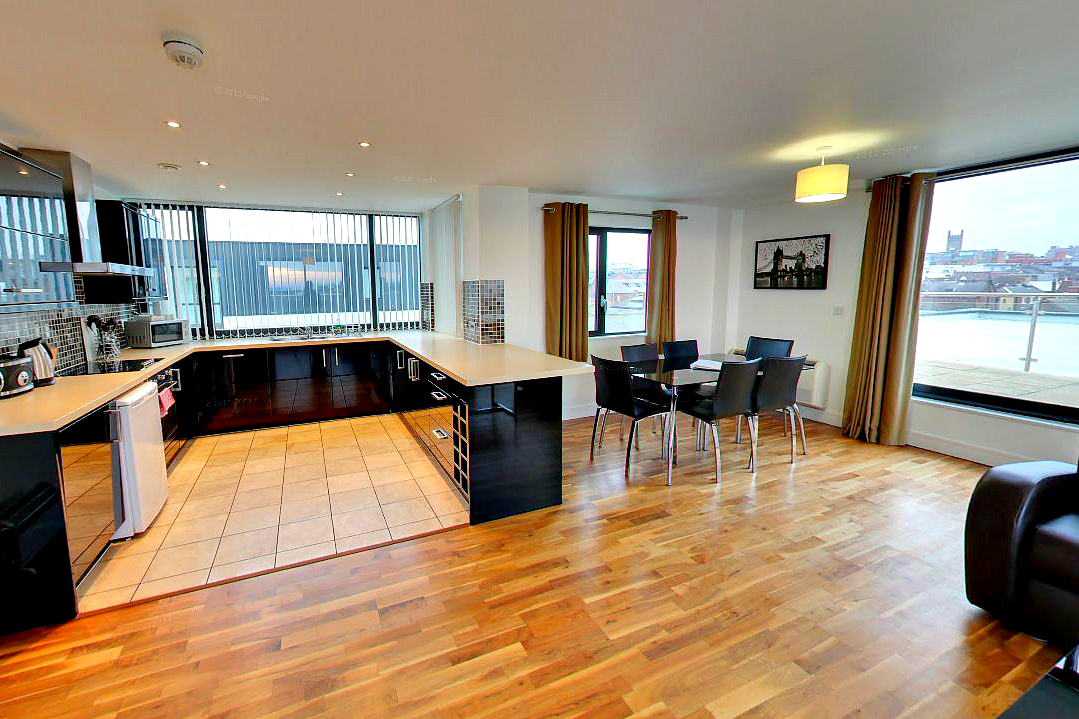 Staycity Aparthotels - Tivoli