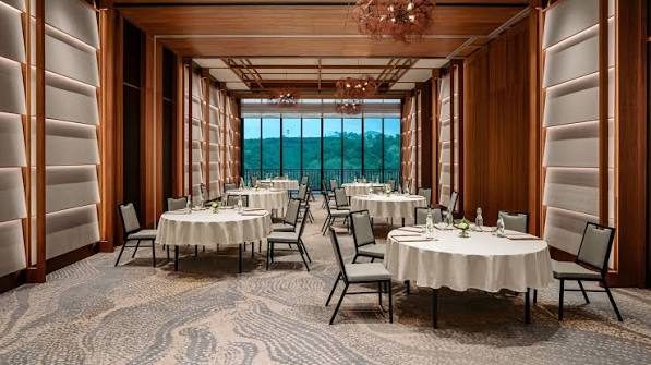 TA’AKTANA, a Luxury Collection Resort & Spa photo 3