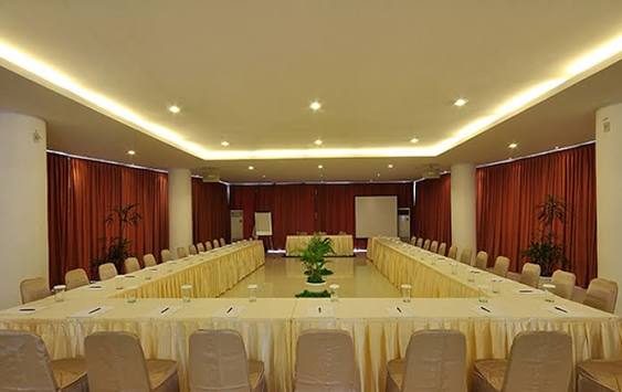 The Hill Hotel & Resort Sibolangit photo 2