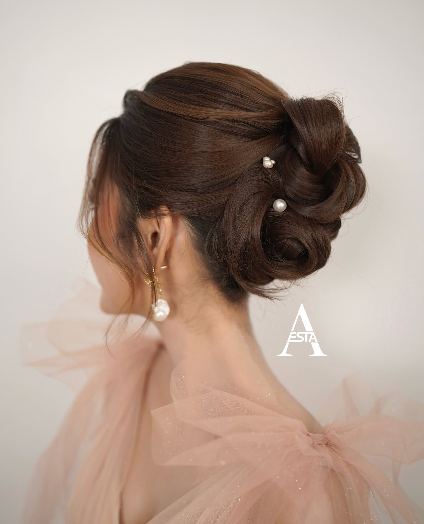 AESTA Makeup photo 4