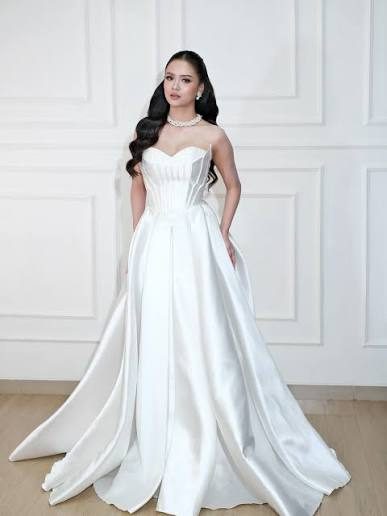 Caviar Rent Gown Jakarta photo 3