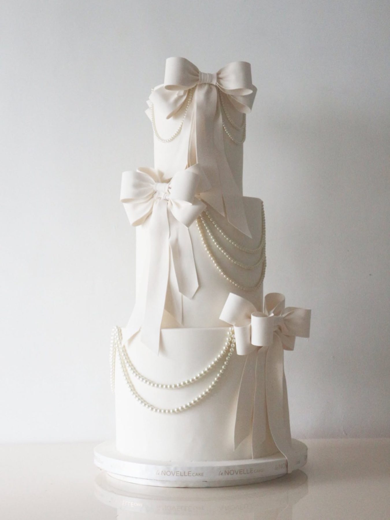 LeNovelle Cake