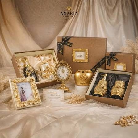 Anaria Souvenir photo 2