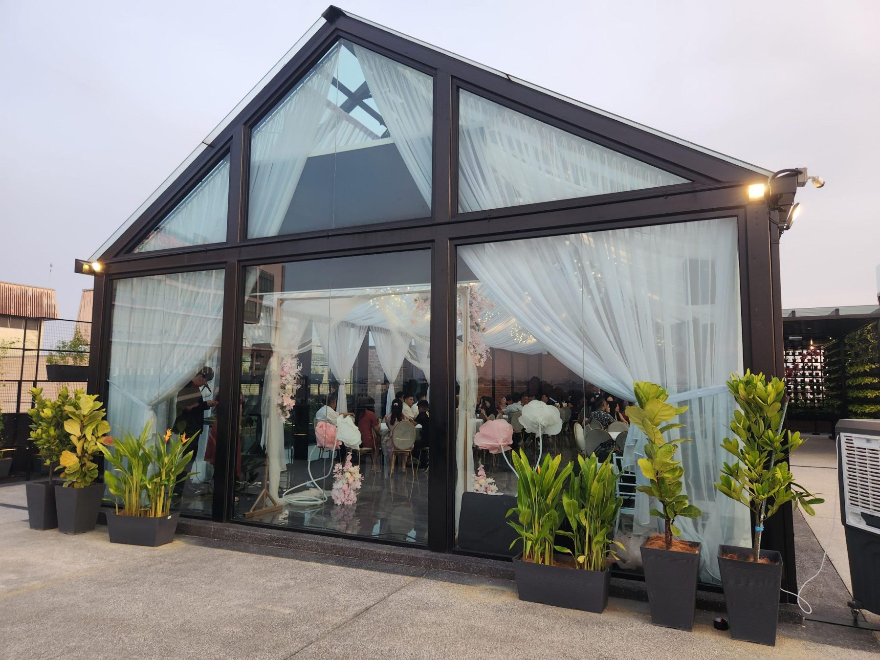 Galaxy Glasshouse by Diva photo 2
