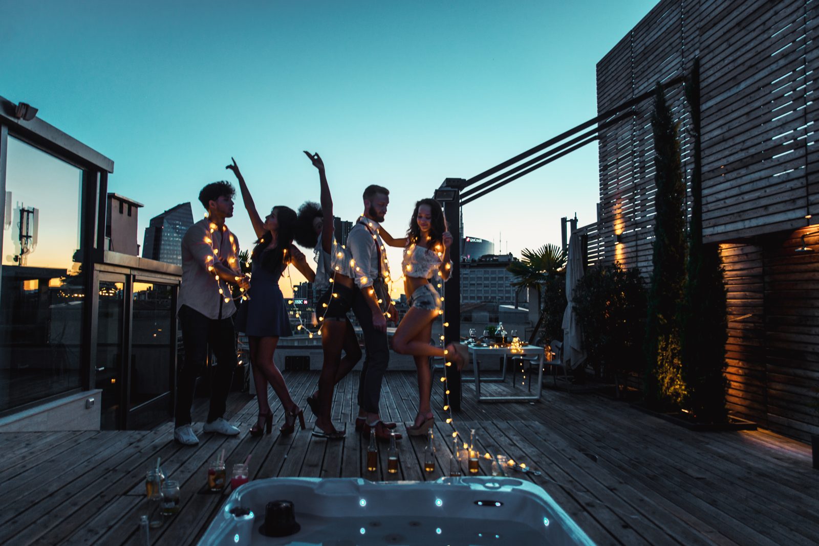 Hot tub hire for stag & hen weekends in the UK
