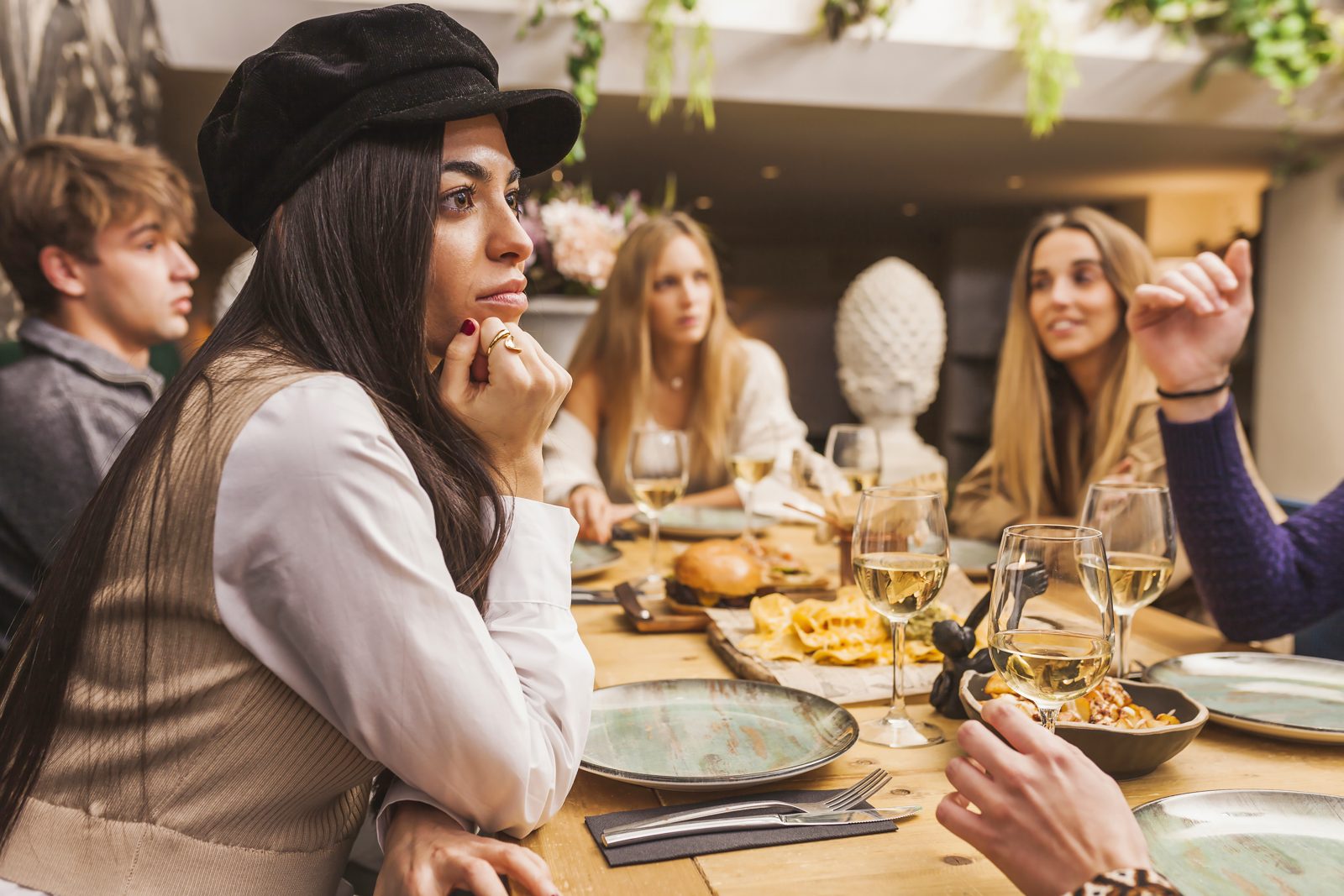 Murder mystery dinners for stag & hen weekends in the UK