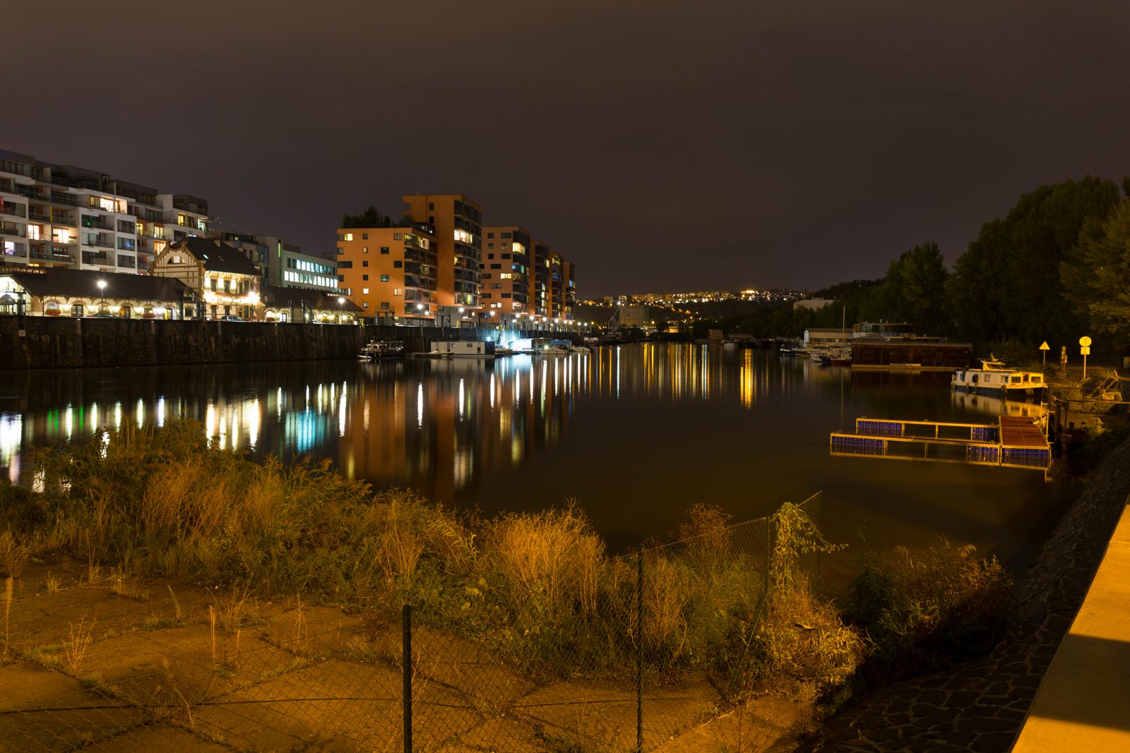 Stag & hen do Bristol: activities, nightlife and practical bases
