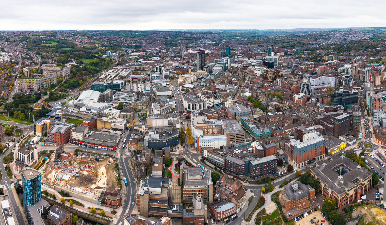 Stag & hen do Sheffield: activities, nightlife and practical bases