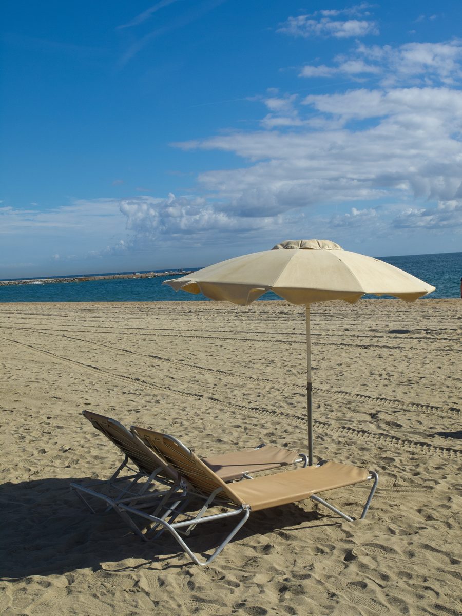 Barcelona stag & hen weekends: when to go abroad (and when to stay UK)