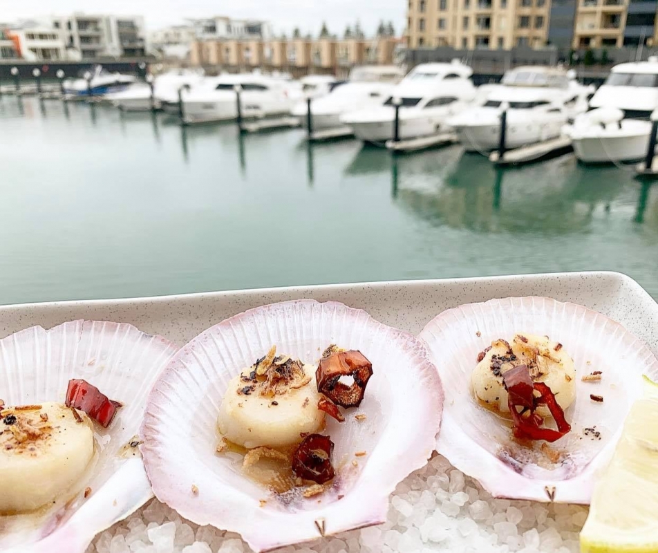 Oyster Bar Holdfast Shores