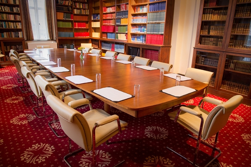 Lloyd Thomas @ Venue Wales