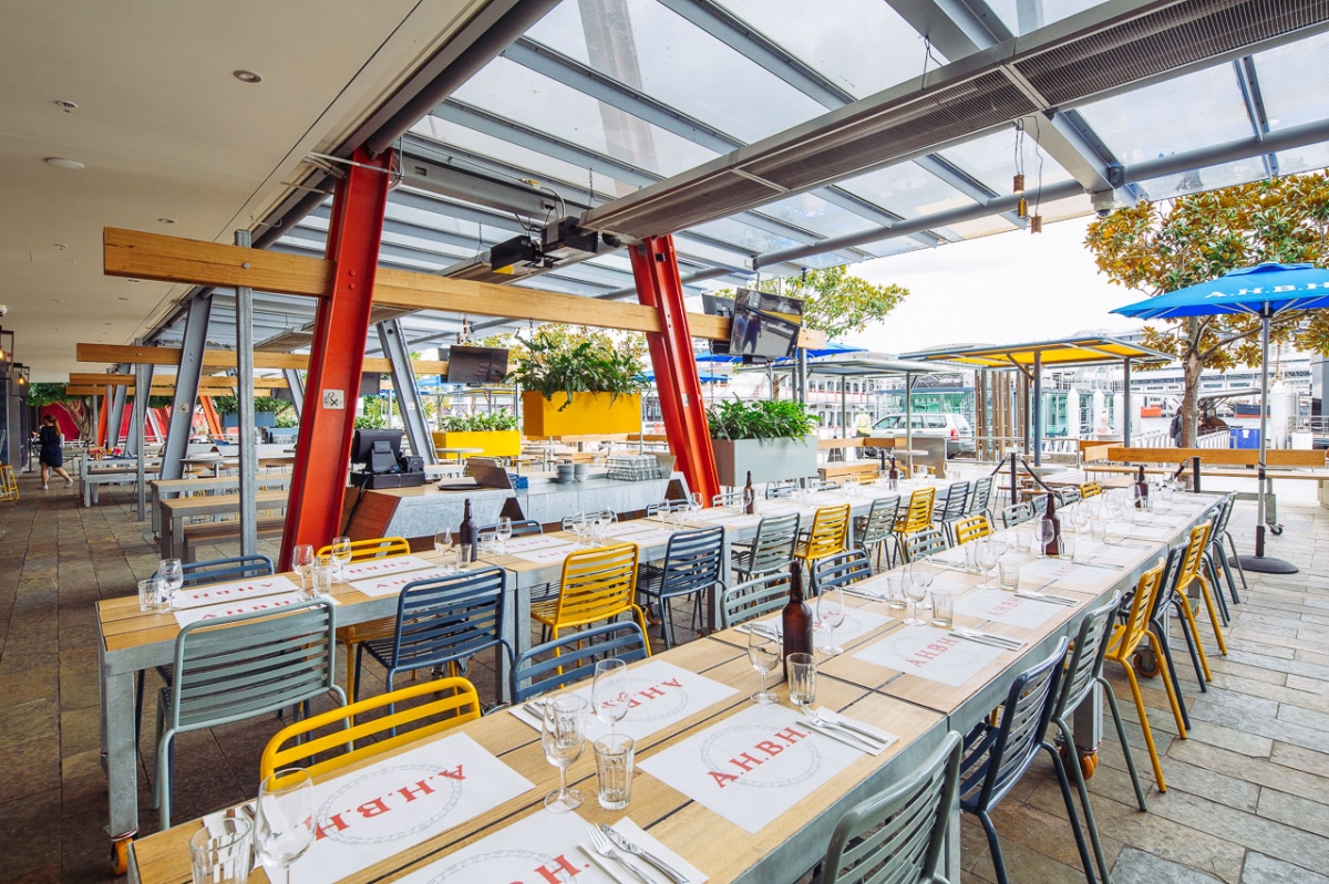 Starboard Quarter Dining Set Up 