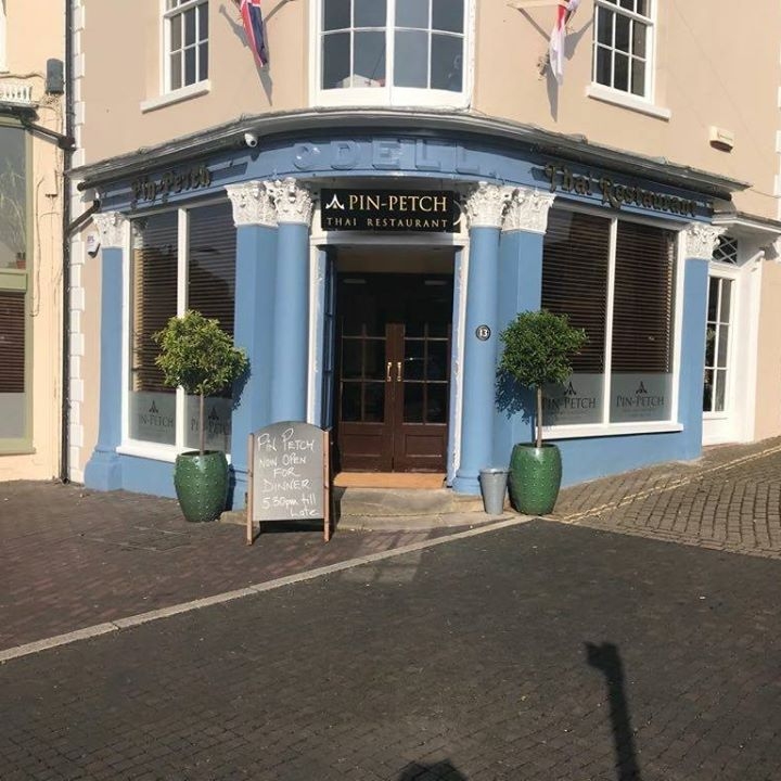 Pin Petch Thai Restaurant