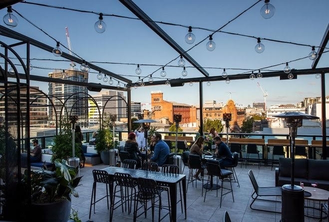 Altitude Rooftop Bar 