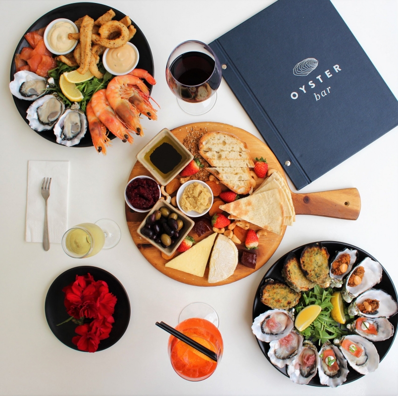 Oyster Bar Holdfast Shores