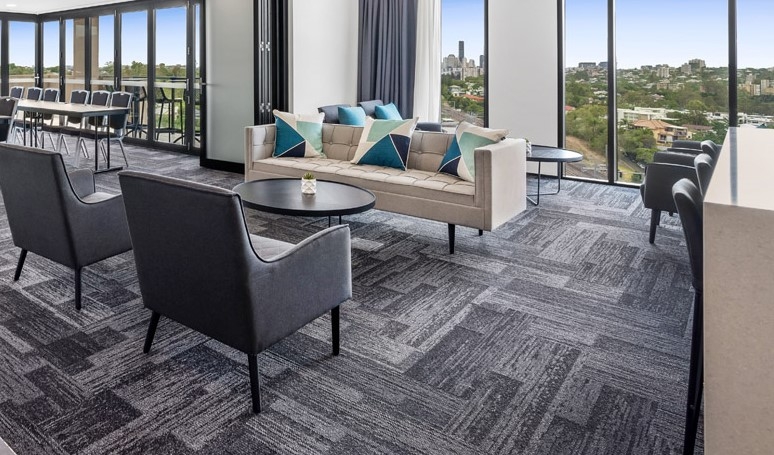 Essence Suites Taringa