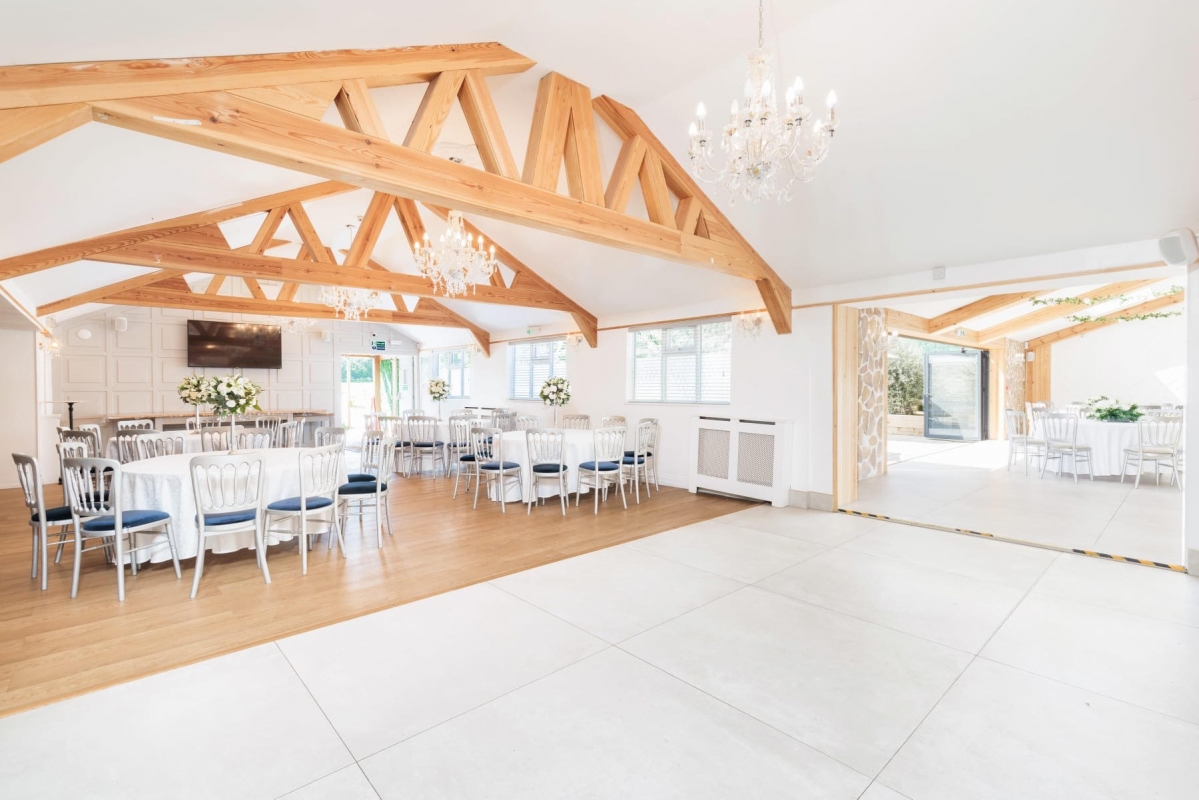 TheOakHall&TheOliveTerrace