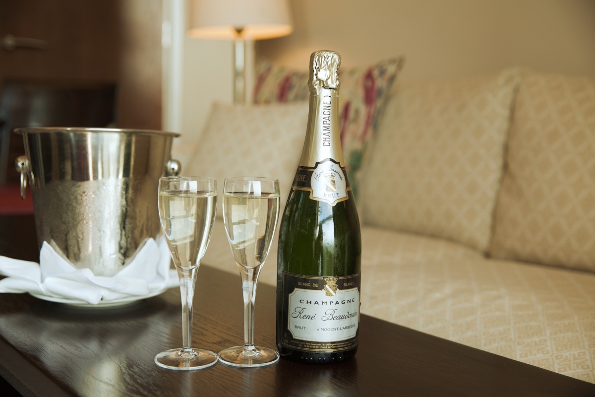 Hart's Hotel And Restaurant