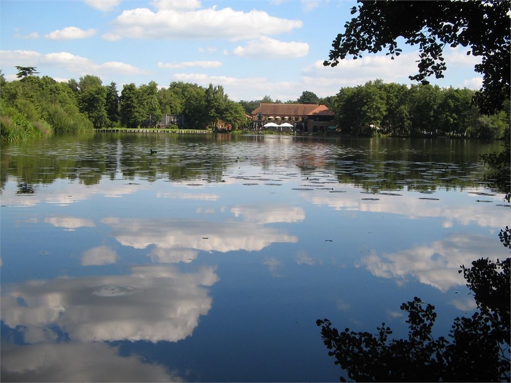 Silvermere Inn On The Lake