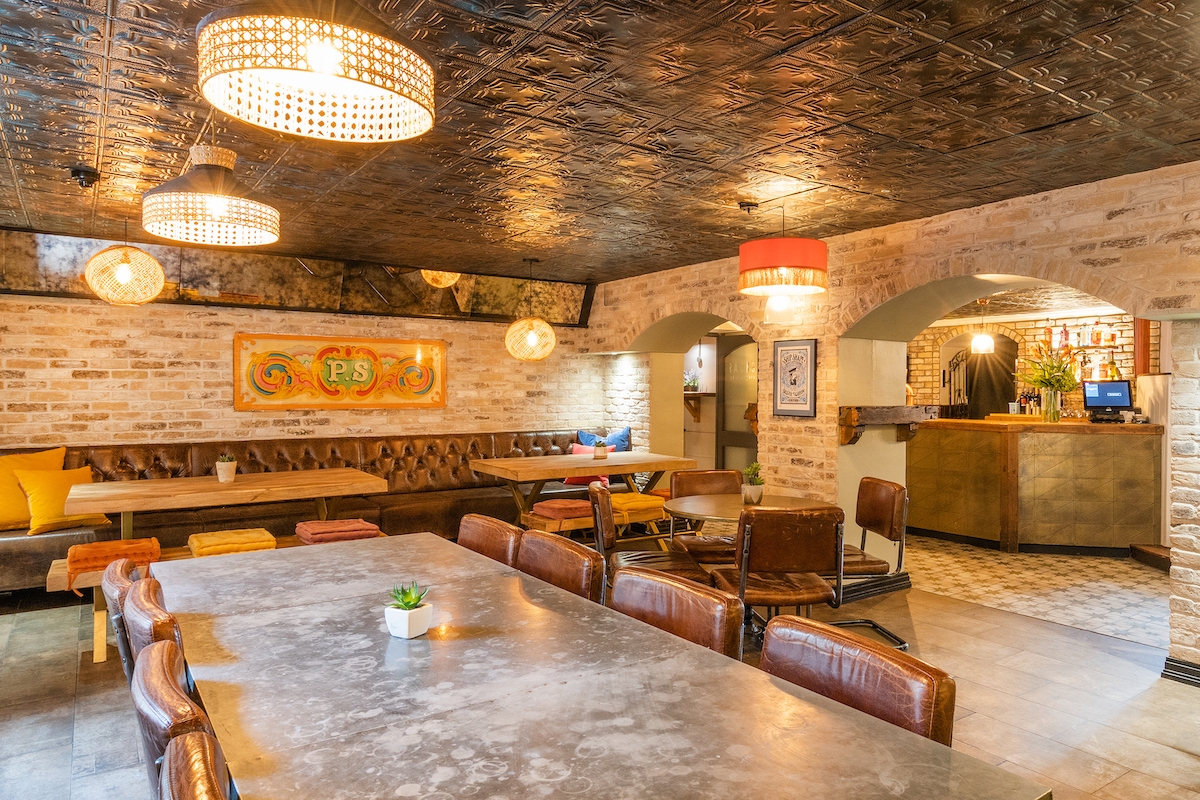 Racks Bar And Kitchen 