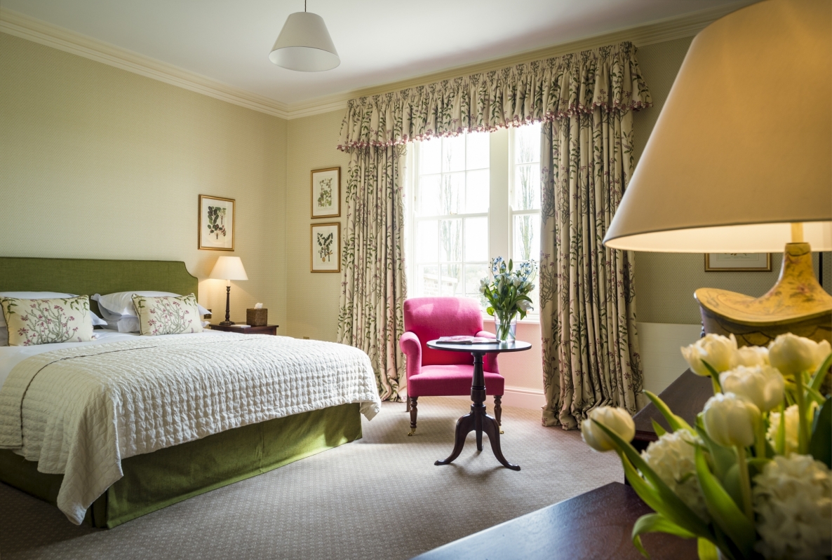 Talbot Hotel Bedroom