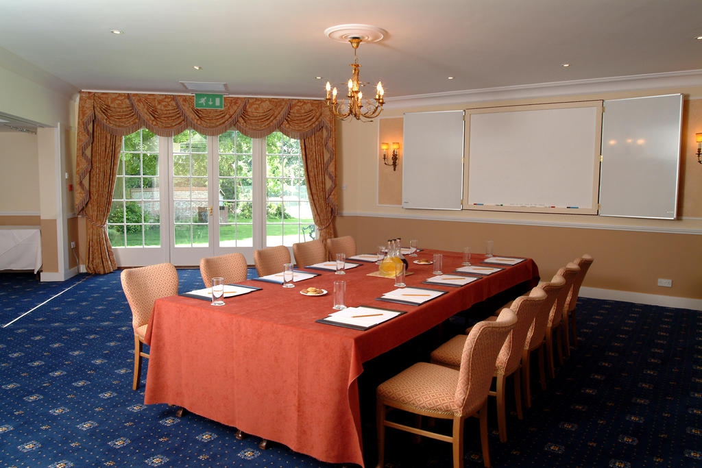 Esseborne Manor Hotel