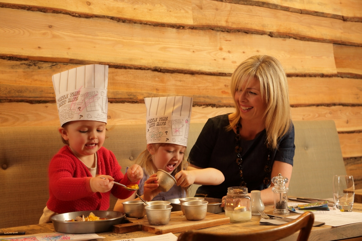 Children can build their own dessert at Hinnies