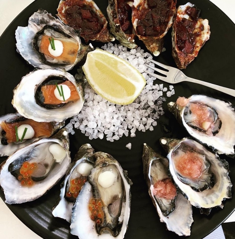 Oyster Bar Holdfast Shores