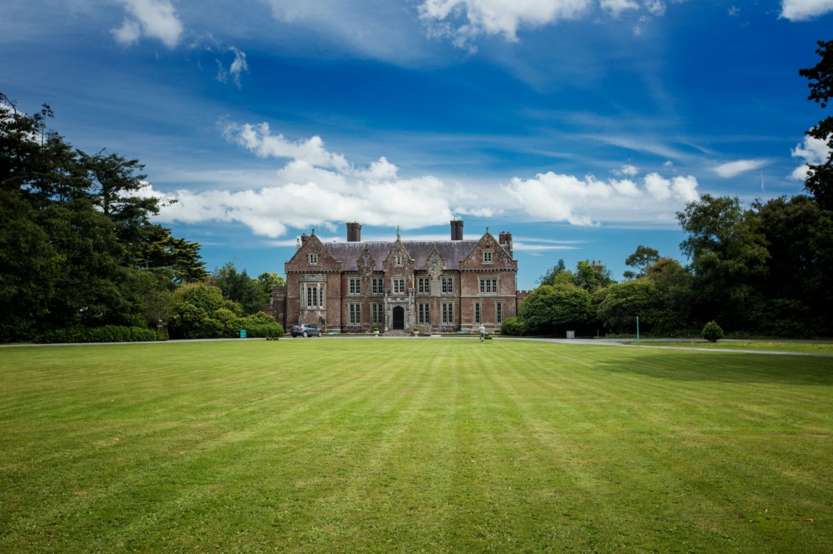 Wells House & Gardens 