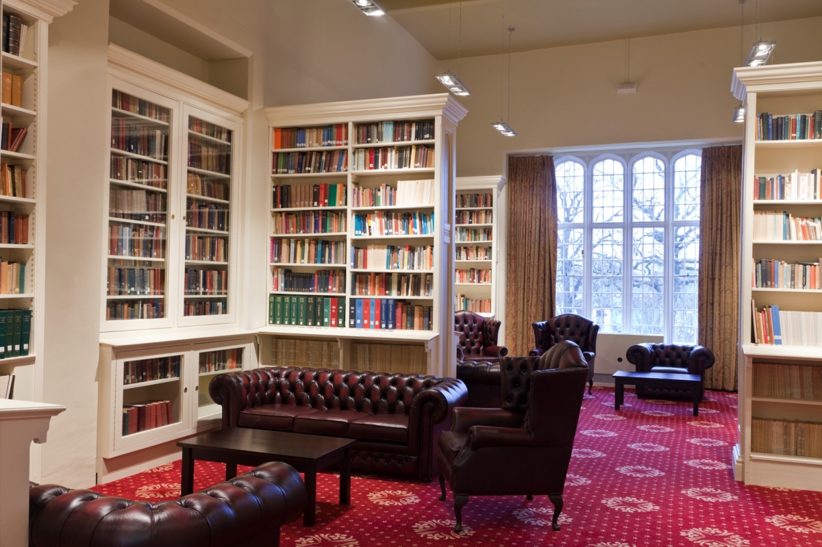 Lloyd Thomas @ Venue Wales