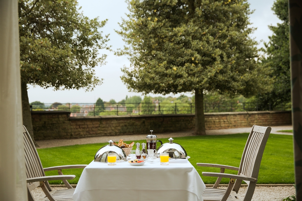 Hart's Hotel And Restaurant