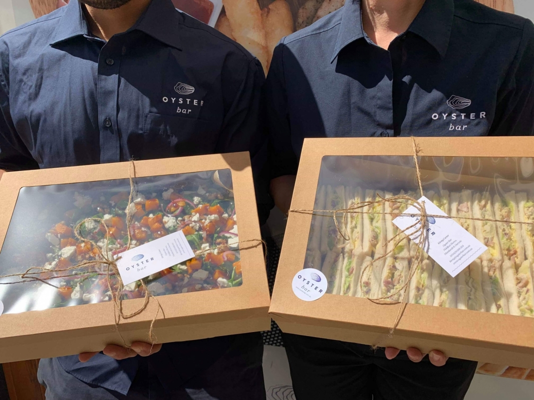 Oyster Bar Holdfast Shores