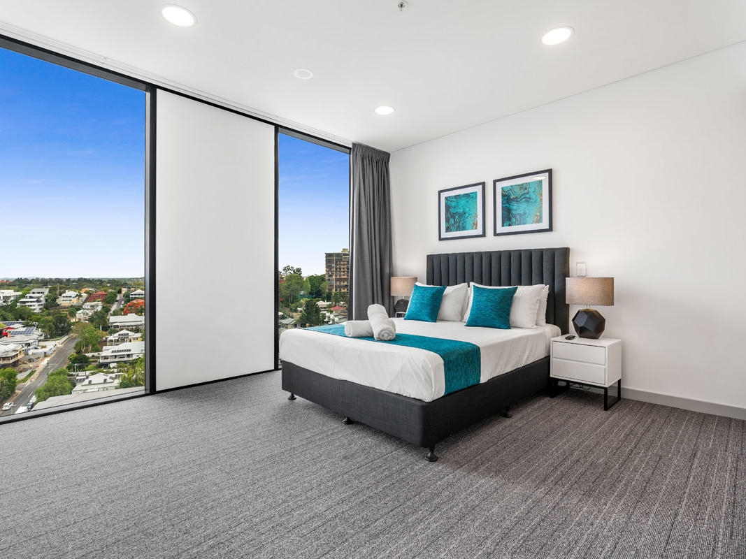 Essence Suites Taringa