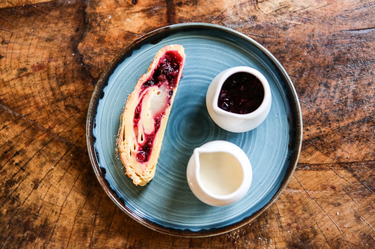 Kingston Country Courtyard