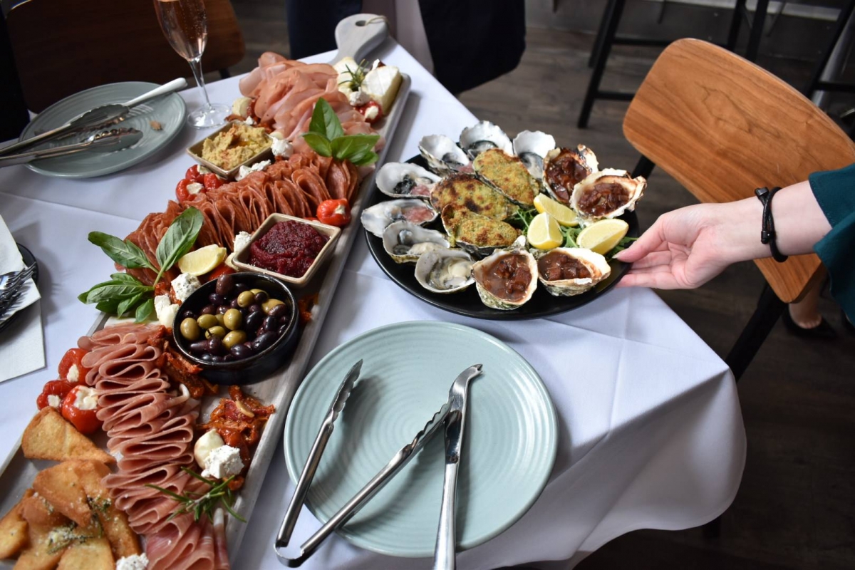 Oyster Bar Elizabeth Quay