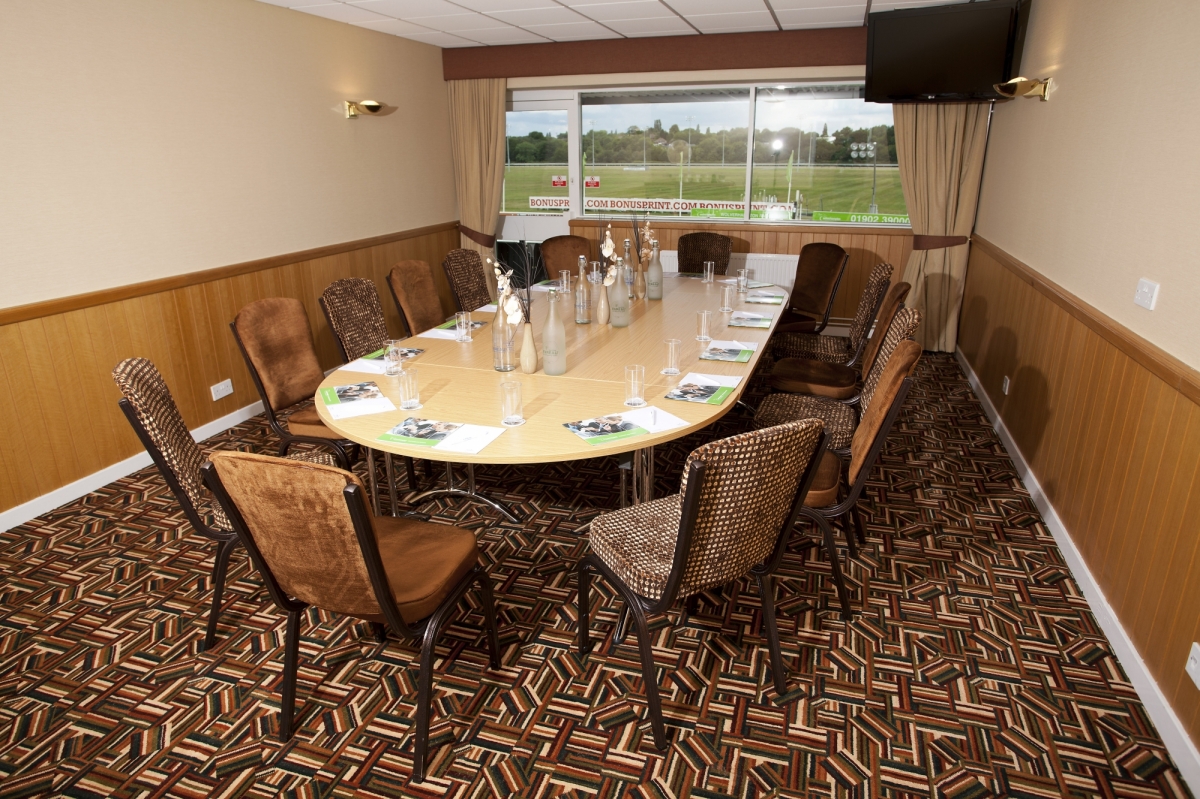 Wolverhampton Racecourse