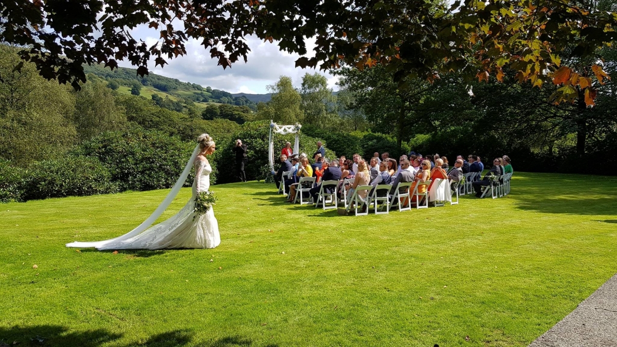 Cote How Lakeland Weddings