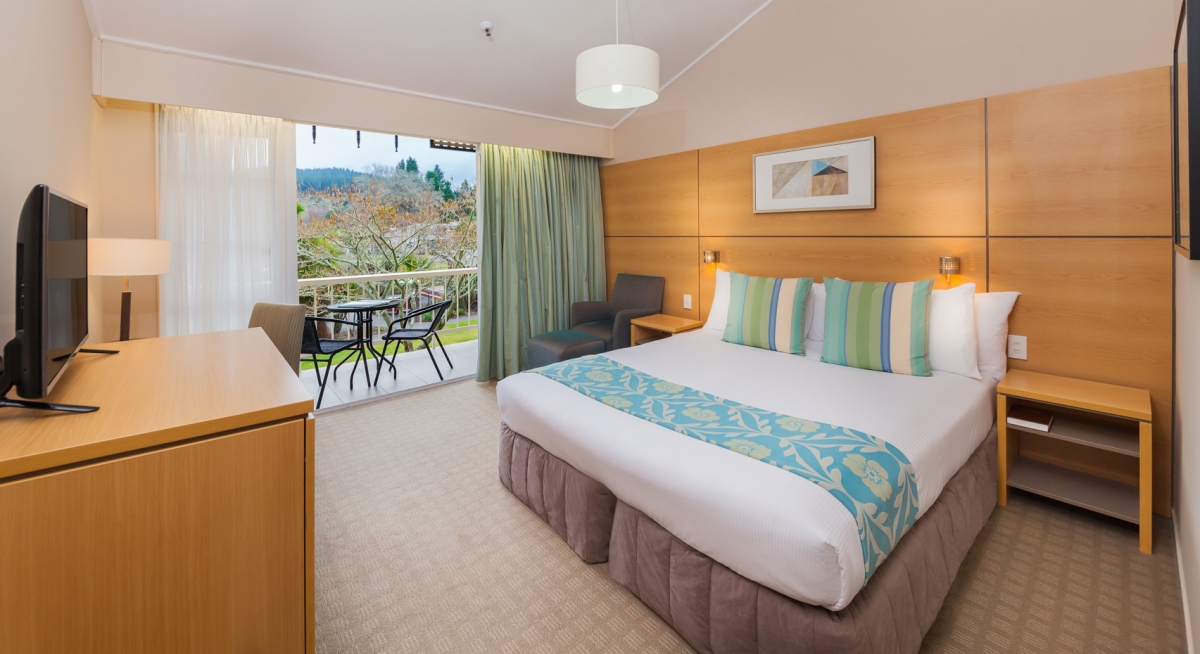 Waiora King Room
