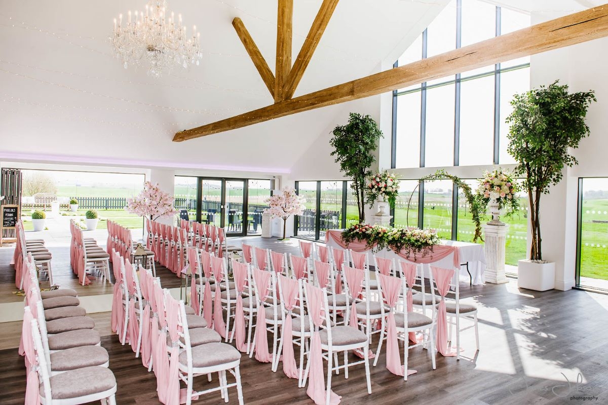 The Glass House At Staining Lodge