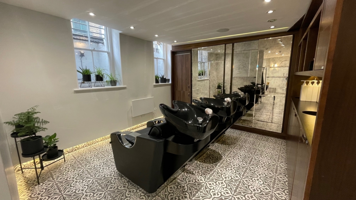 basin area, has a fridge