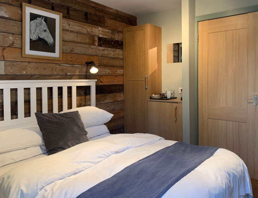 The Dukes - Heath And Reach