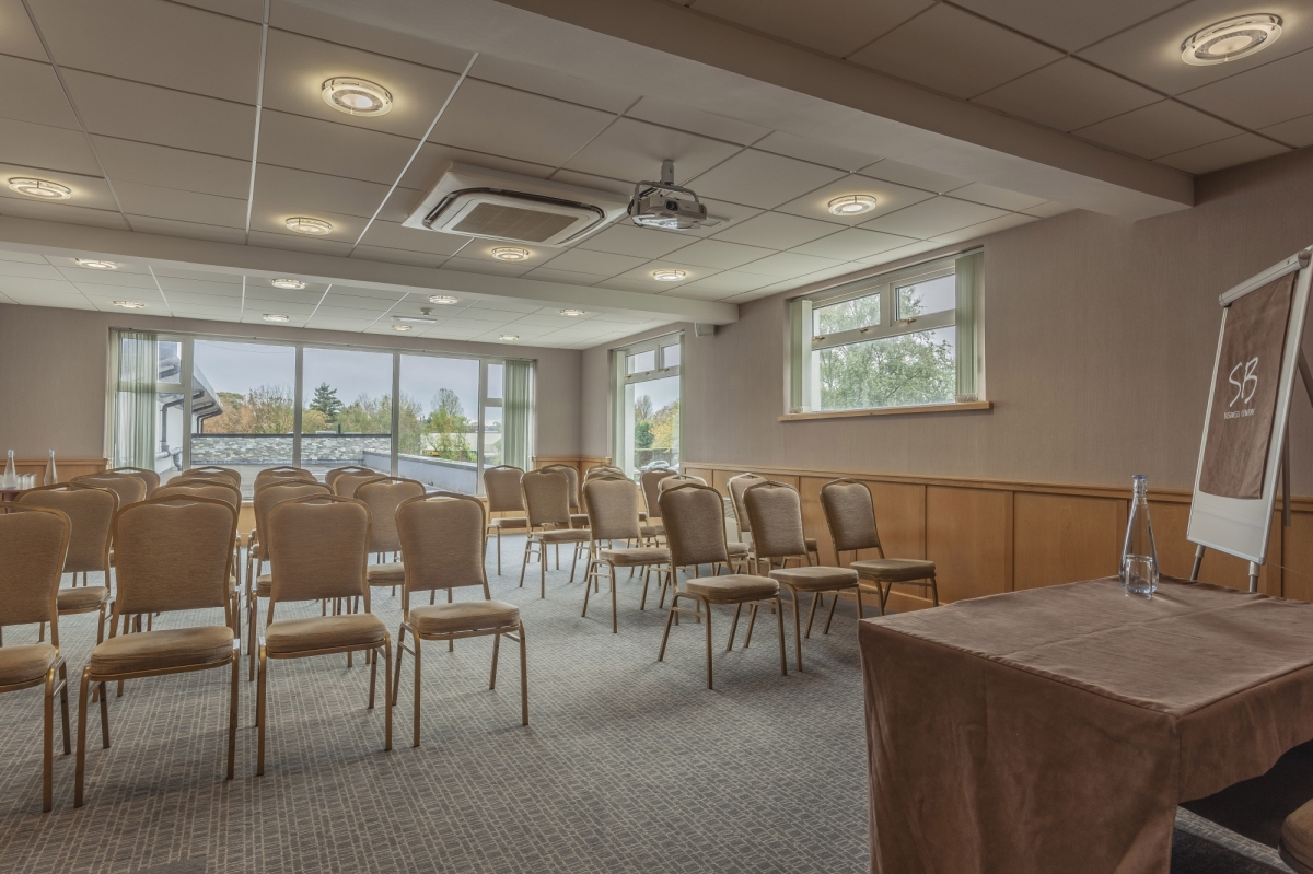 Silverbirch Hotel & Business Centre