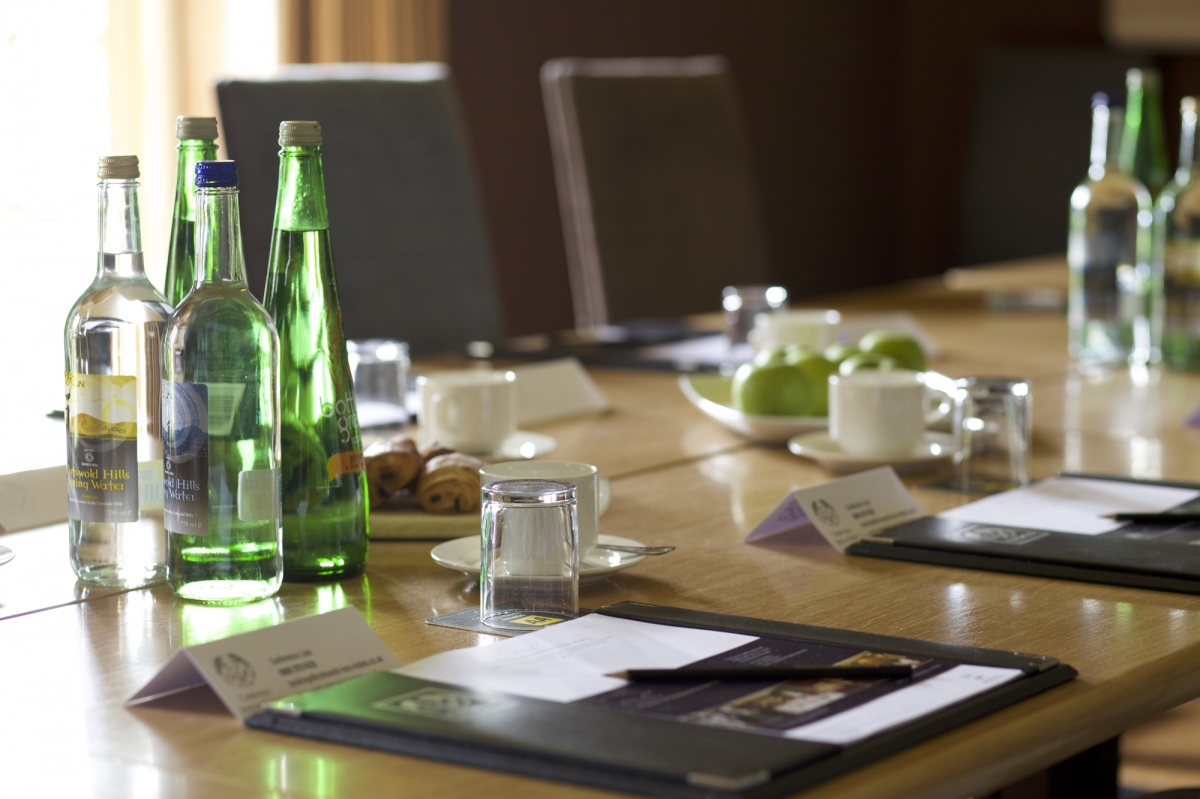 The Bear Of Rodborough Hotel