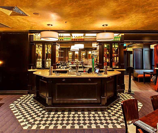 PJ O'Briens Side Bar