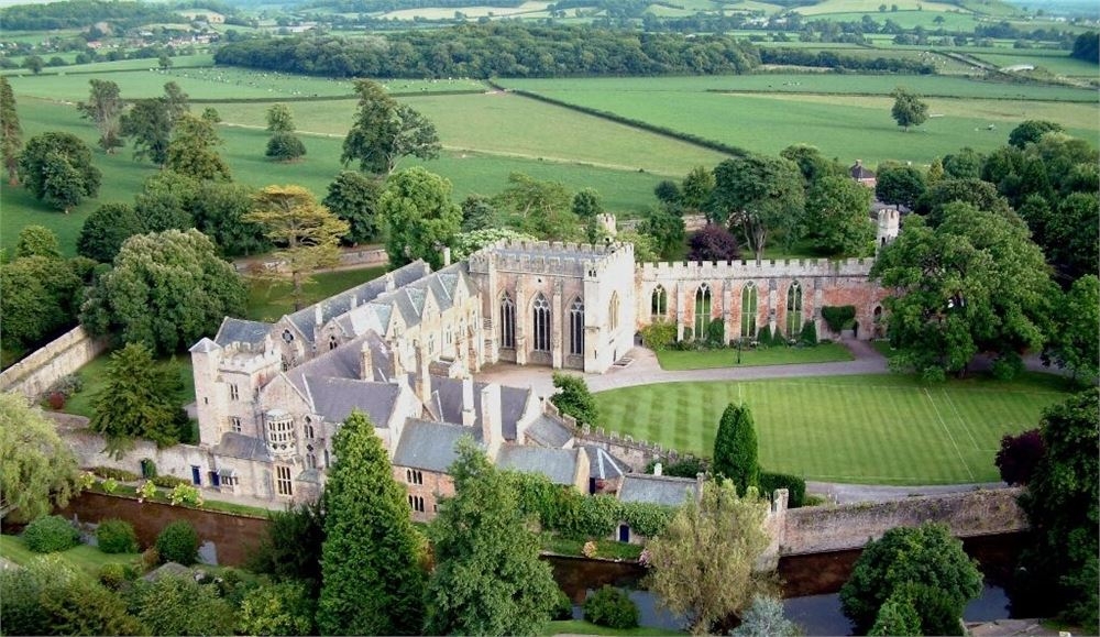 The Bishop's Palace And Gardens