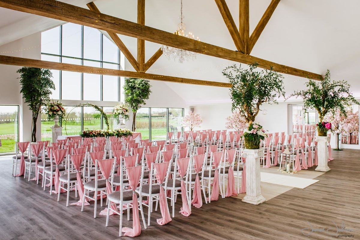 The Glass House At Staining Lodge